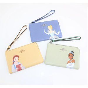 Princess Bella Cinderella Tiana Corner Wristlet